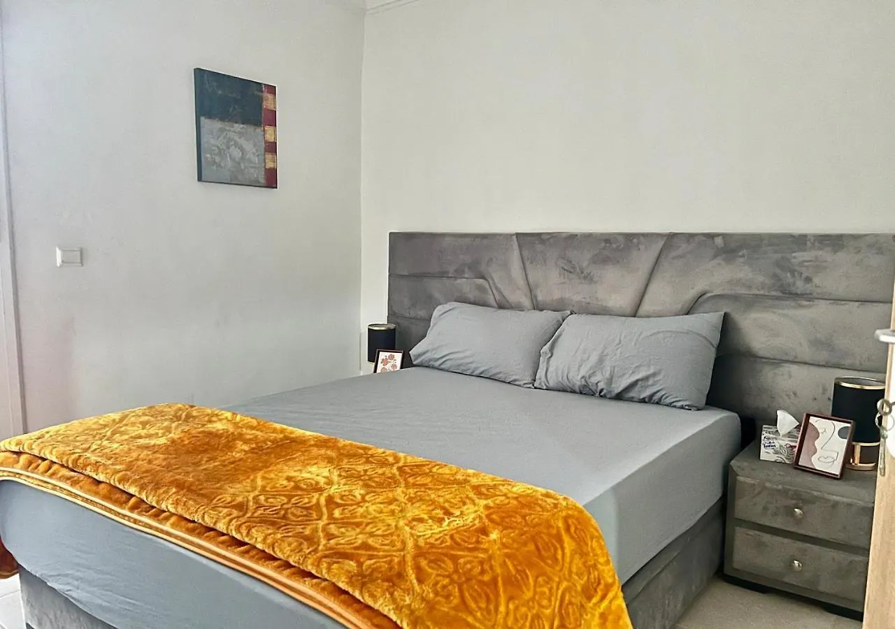 Апартаменты Bord De Mer: Appartement A 500M De La Plage & Surf Агадир